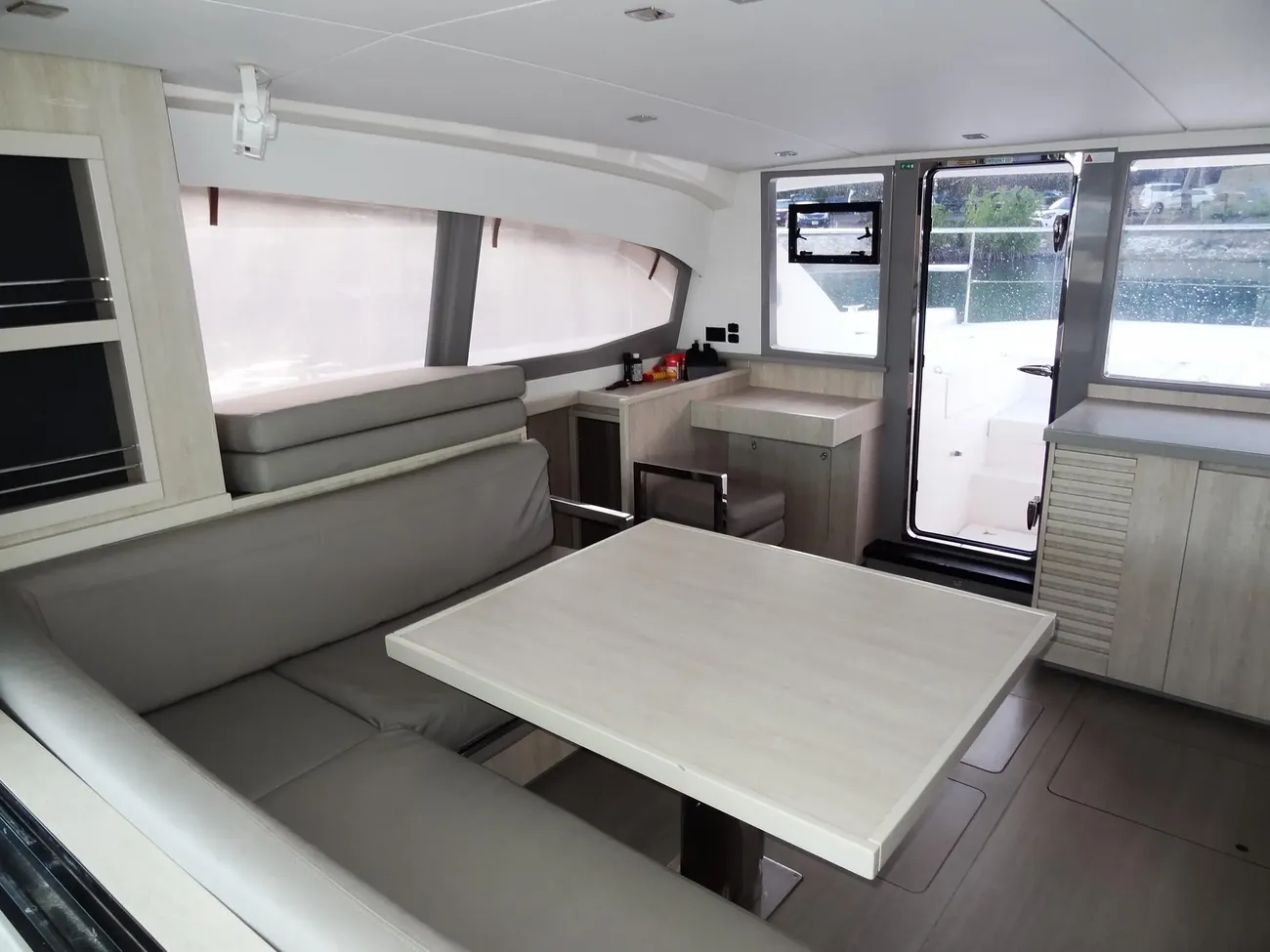 Leopard 43 Powercat usata in vendita
