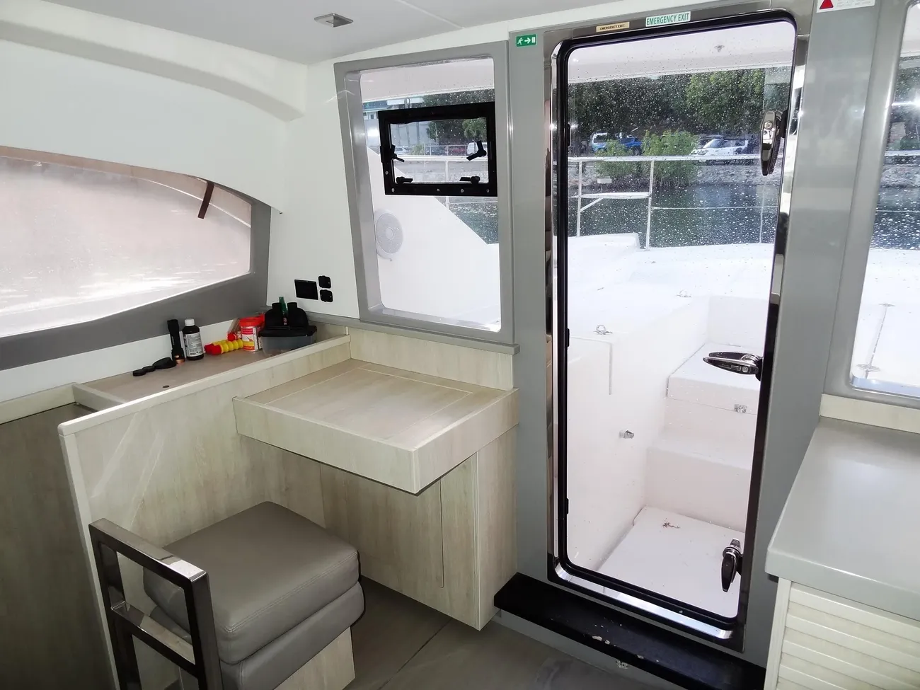 Leopard 43 Powercat usata in vendita