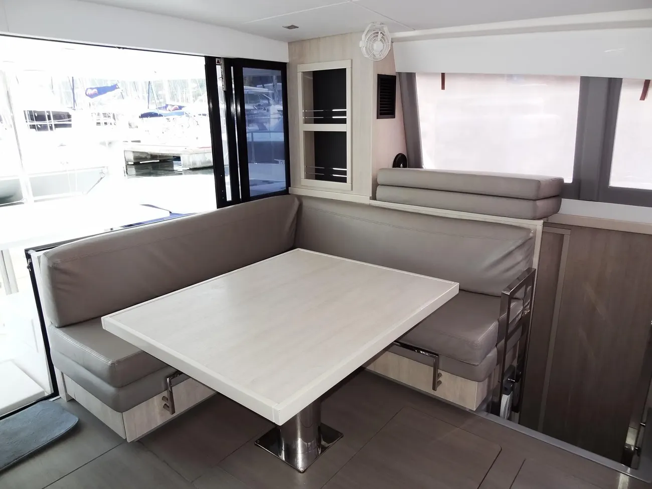 Leopard 43 Powercat usata in vendita