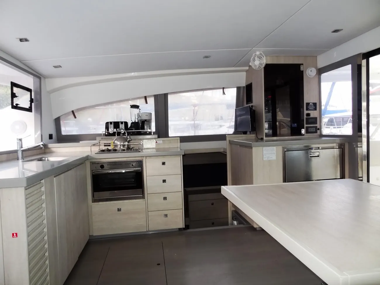 Leopard 43 Powercat usata in vendita