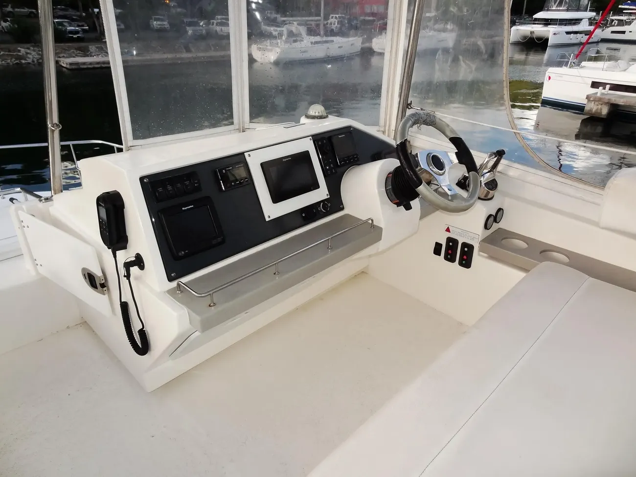 Leopard 43 Powercat usata in vendita