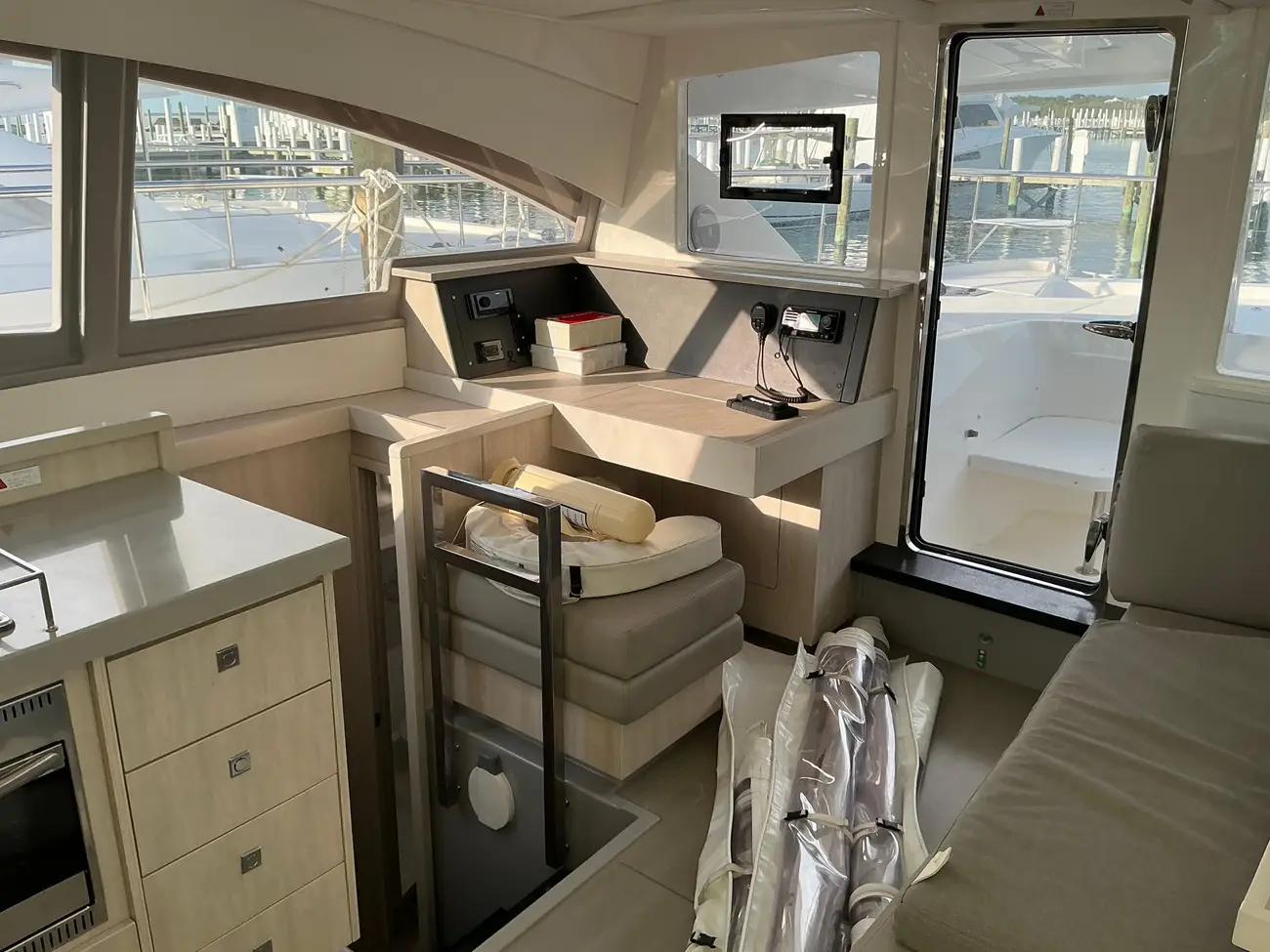 Leopard 51 Powercat usata in vendita