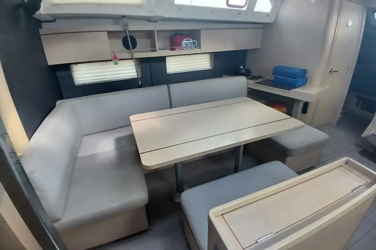 Beneteau Oceanis 46.1 usado à venda