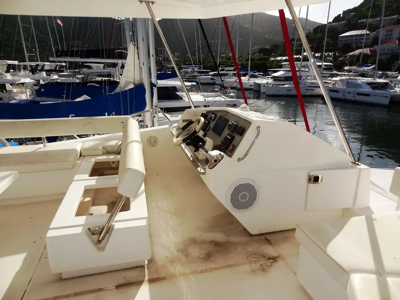 Leopard 51 Powercat usata in vendita