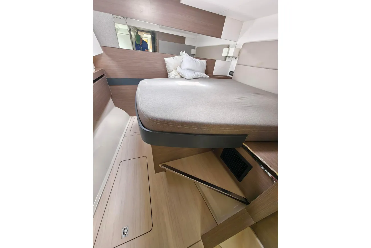 Leopard 53 Powercat usata in vendita