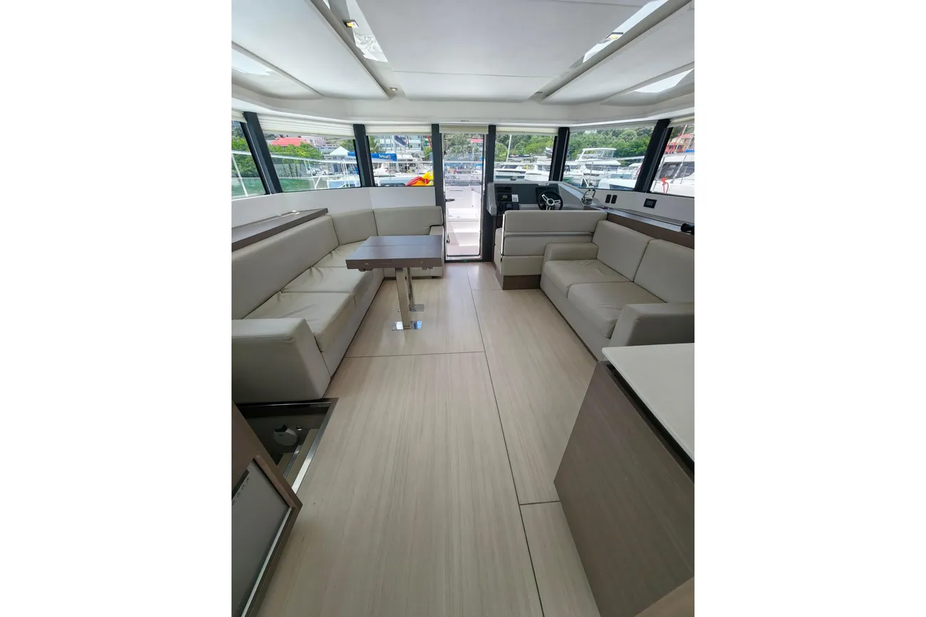Leopard 53 Powercat usata in vendita