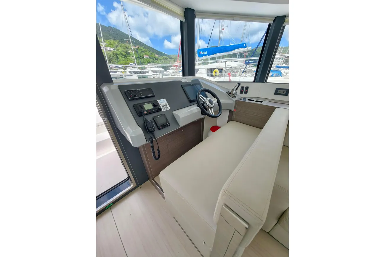 Leopard 53 Powercat usata in vendita