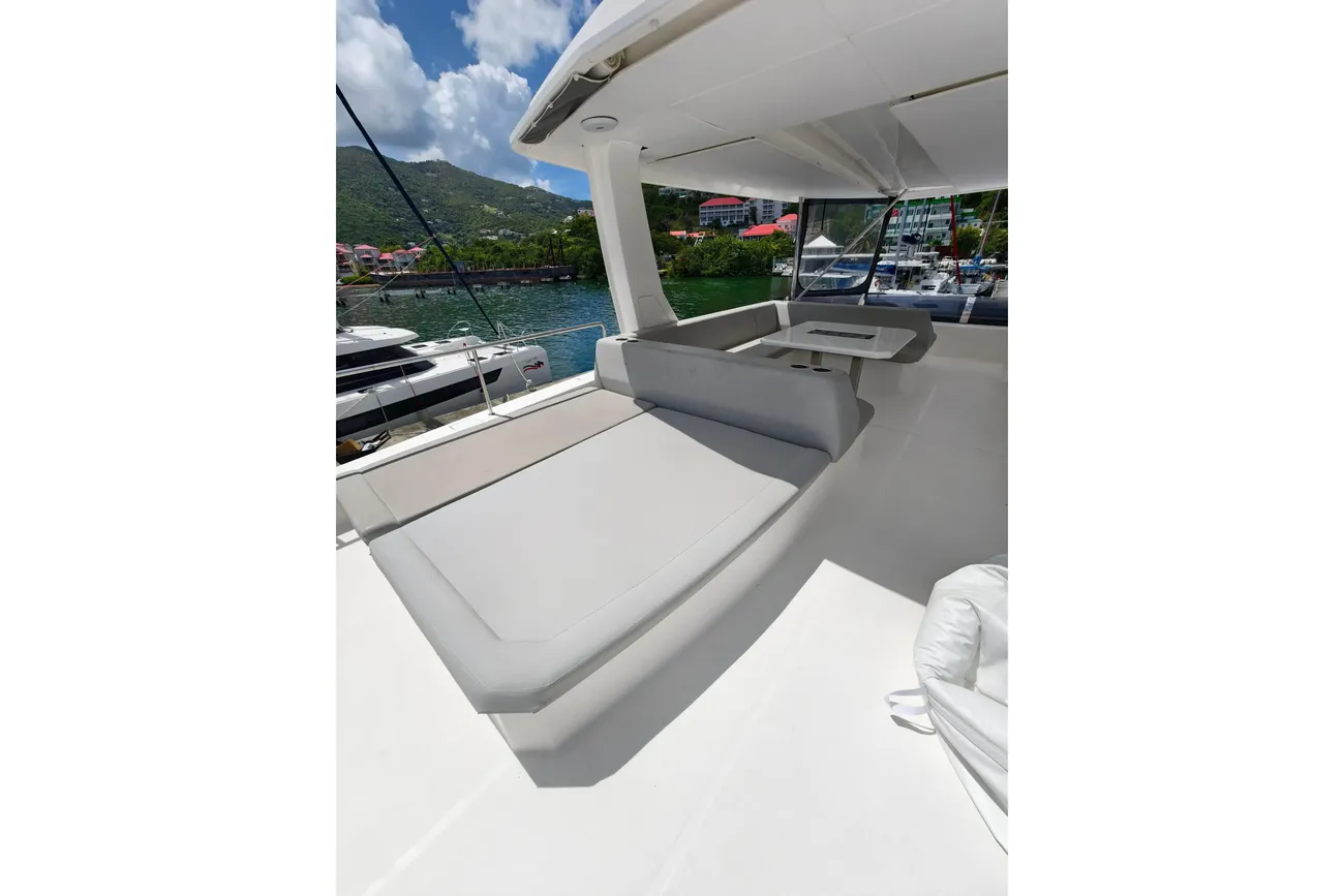 Leopard 53 Powercat usata in vendita