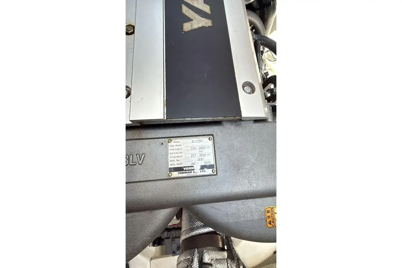 Leopard 53 Powercat usata in vendita
