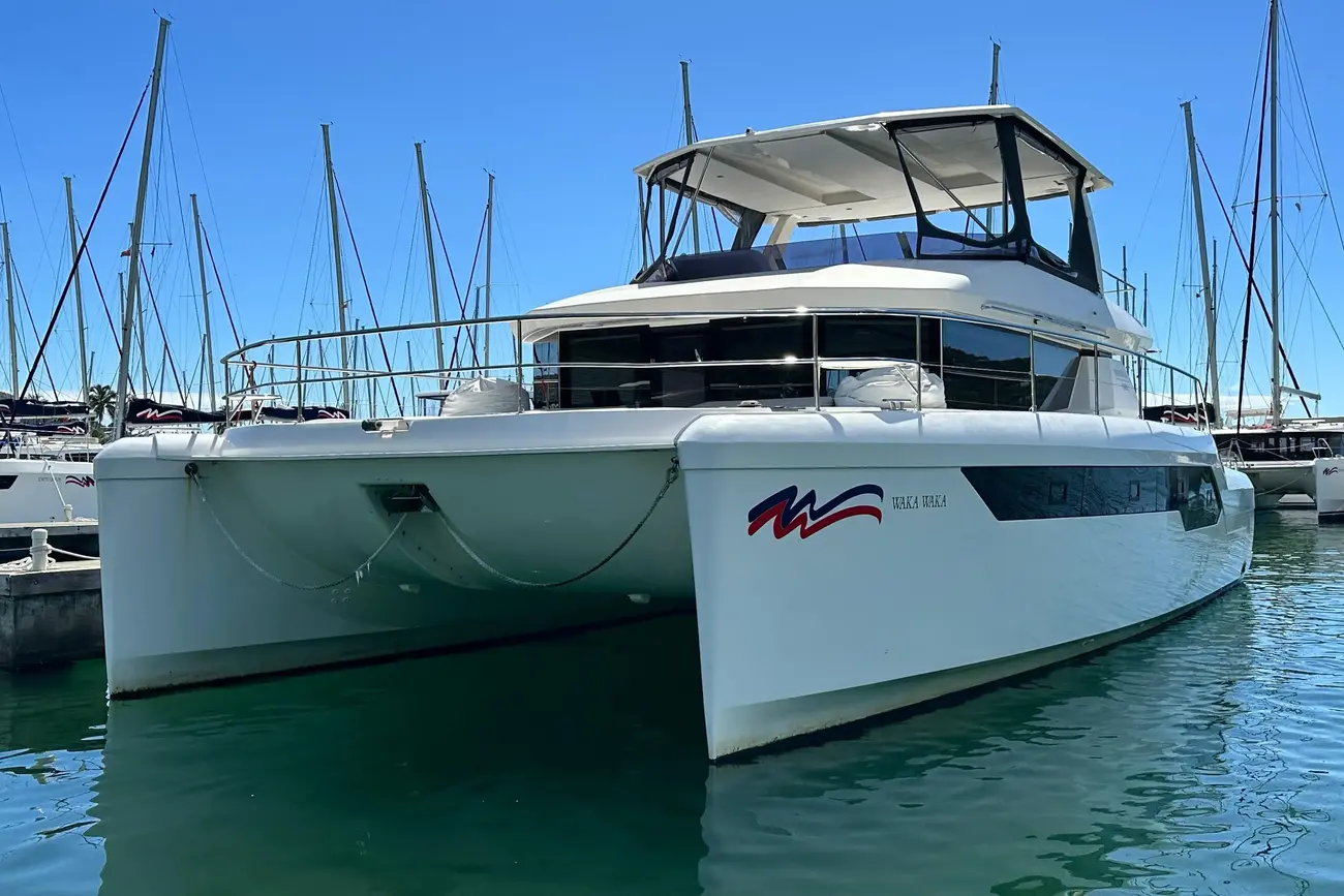 Leopard 53 Powercat usado à venda