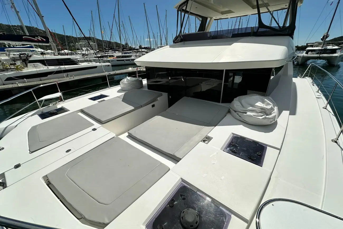 Leopard 53 Powercat usata in vendita
