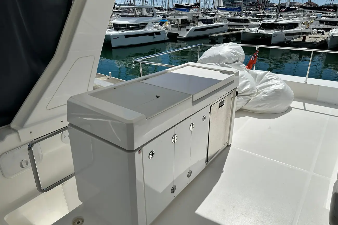 Leopard 53 Powercat usata in vendita