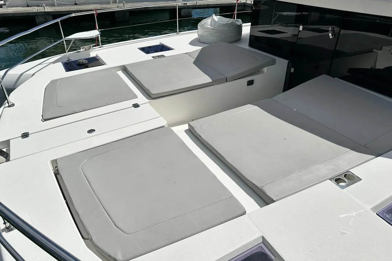 Leopard 53 Powercat usata in vendita