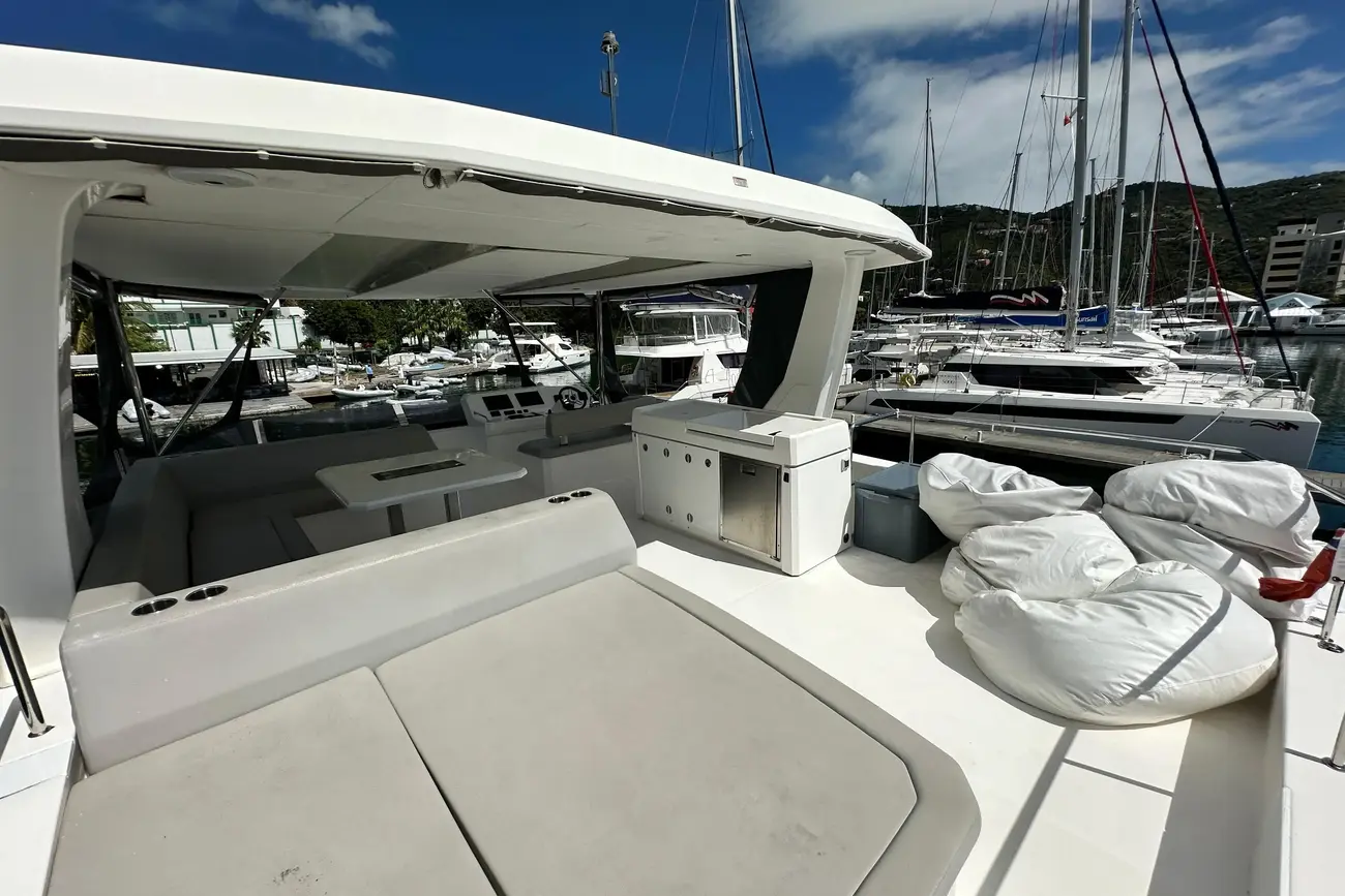 Leopard 53 Powercat usata in vendita