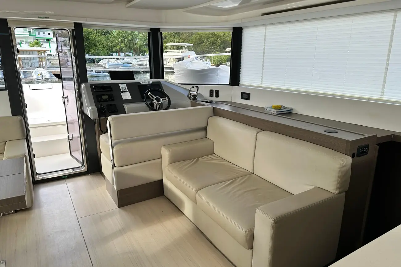 Leopard 53 Powercat usata in vendita