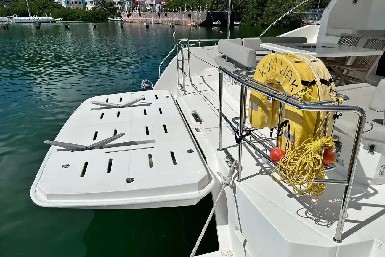 Leopard 53 Powercat usata in vendita