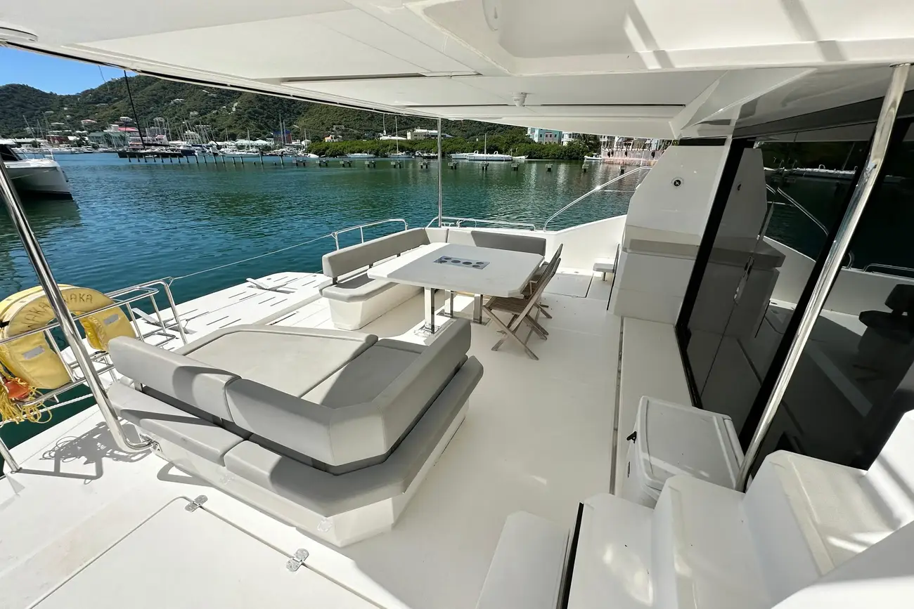 Leopard 53 Powercat usata in vendita