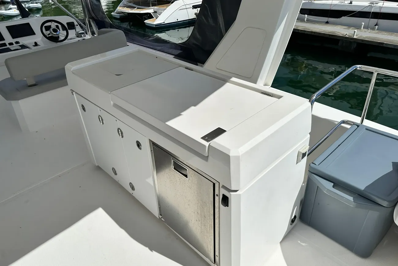Leopard 53 Powercat usata in vendita