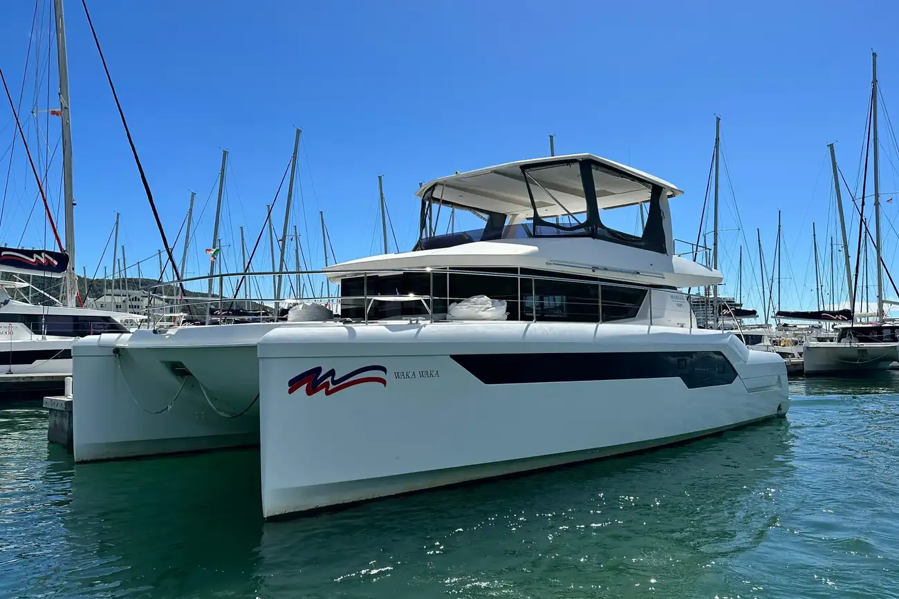 Leopard 53 Powercat usata in vendita