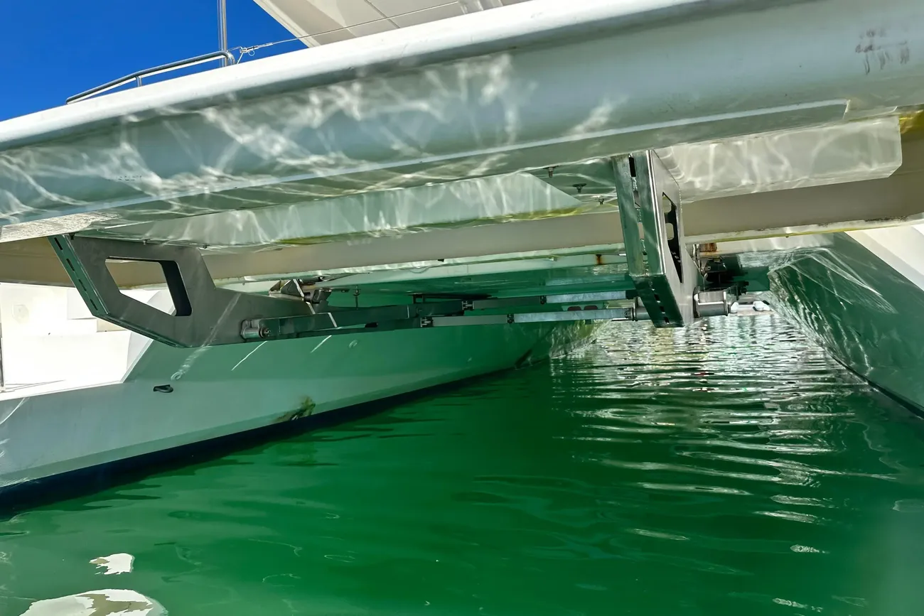 Leopard 53 Powercat usata in vendita