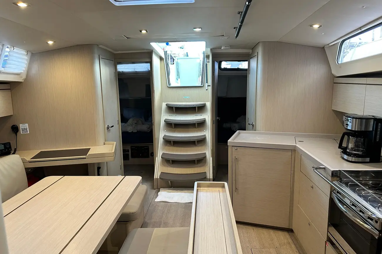 Beneteau Oceanis 46.1 usado à venda