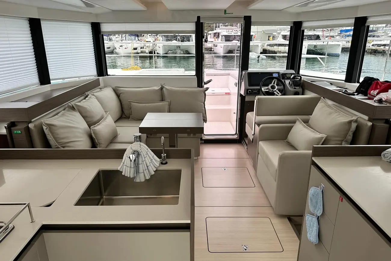 Leopard 40 Powercat de segunda mano en venta