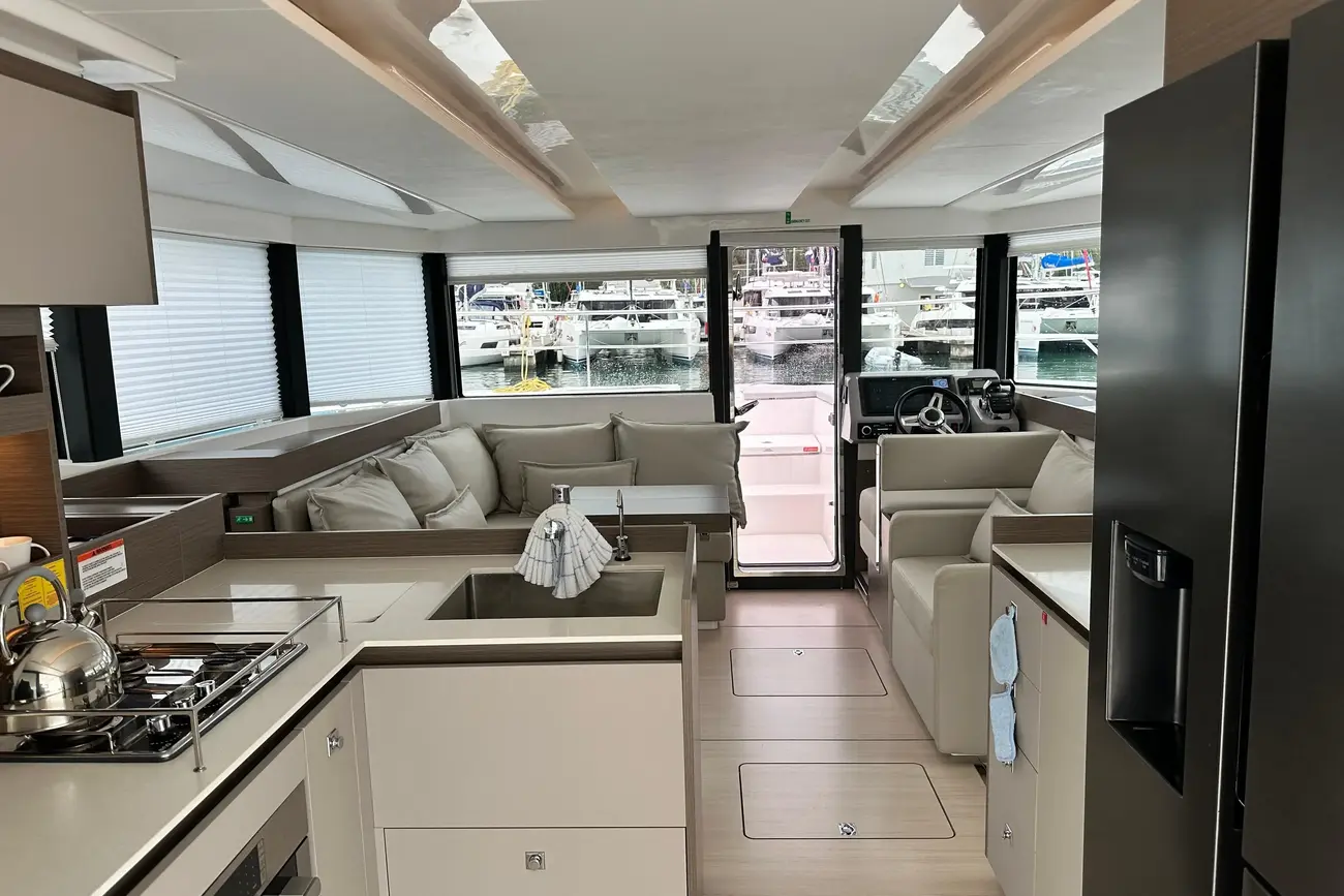 Leopard 40 Powercat de segunda mano en venta