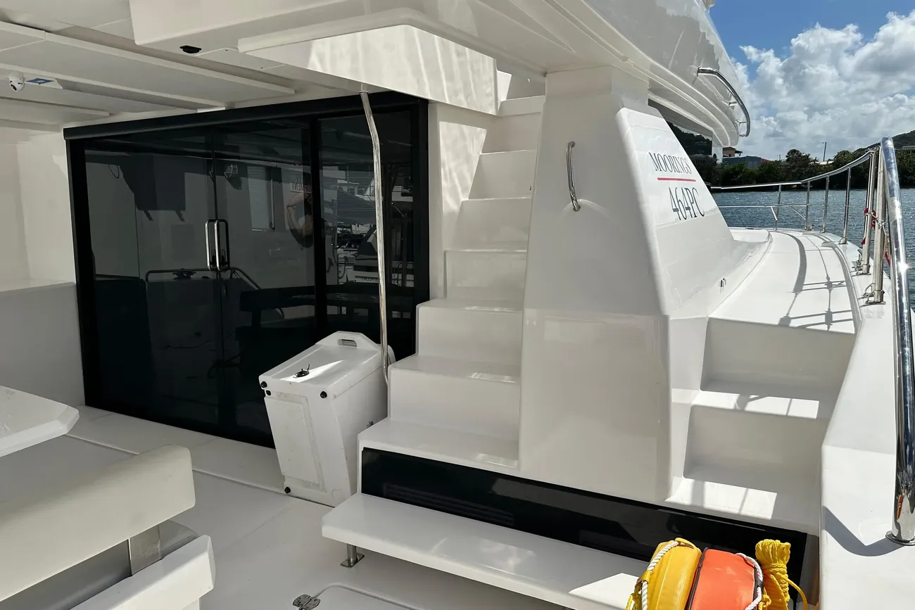 Leopard 46 Powercat usata in vendita