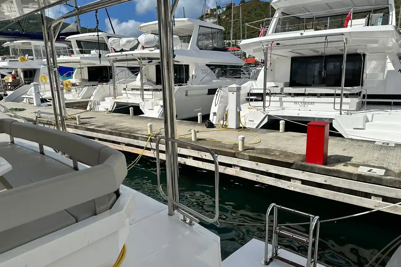 Leopard 46 Powercat usata in vendita