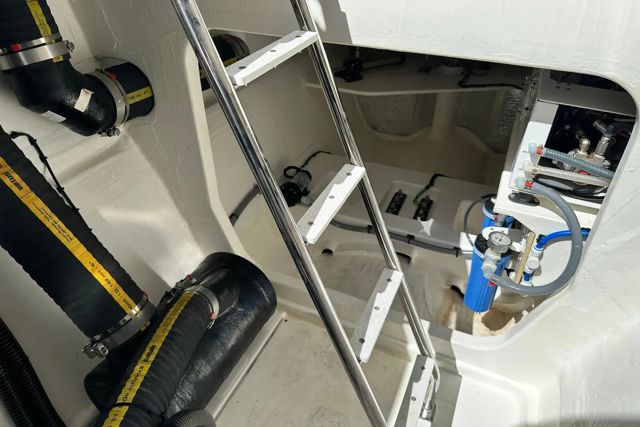 Leopard 46 Powercat usata in vendita