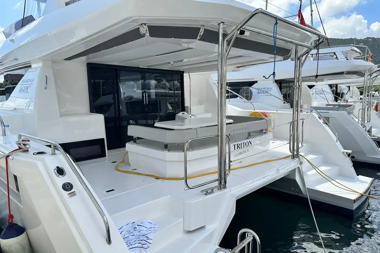 Leopard 46 Powercat usata in vendita