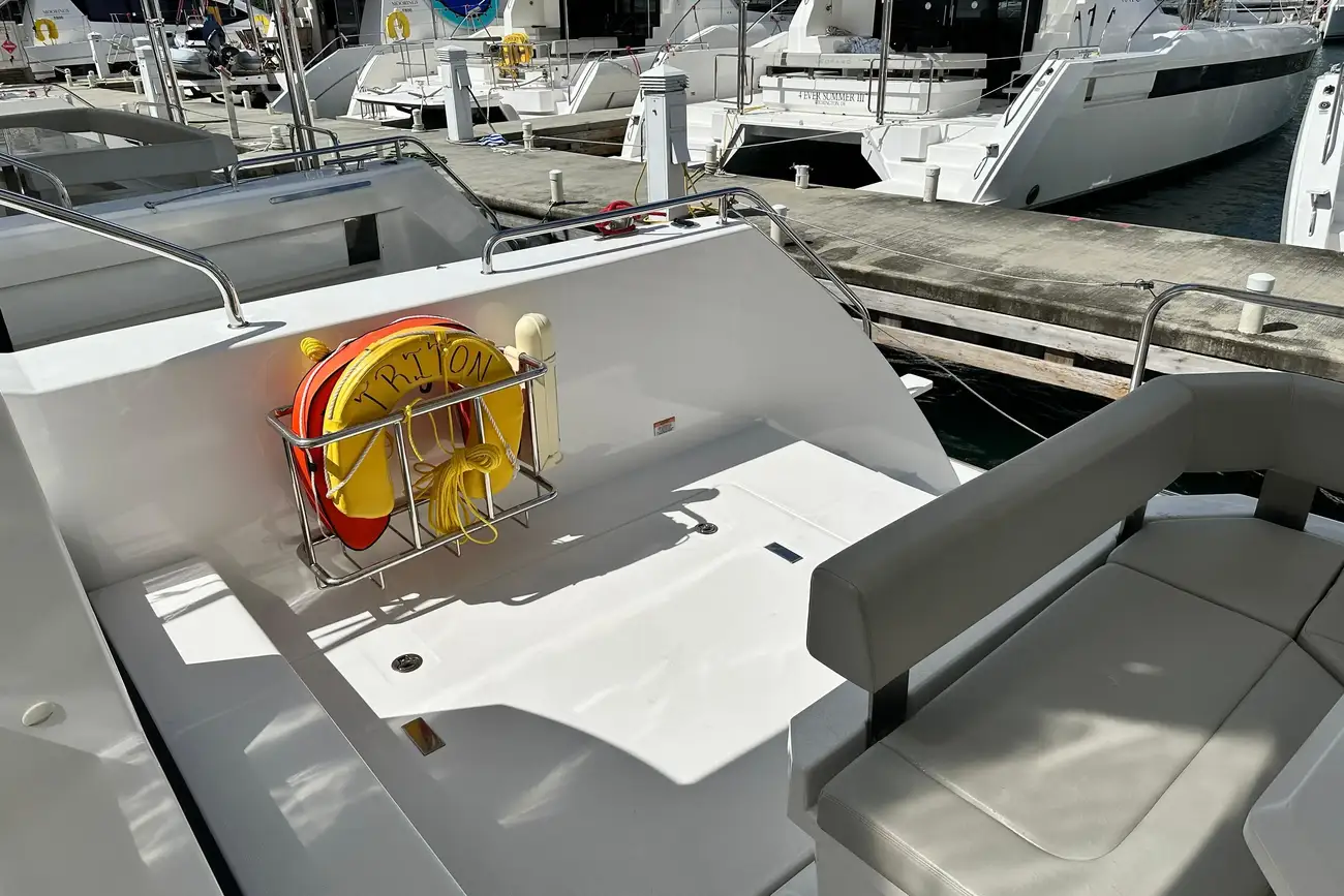 Leopard 46 Powercat usata in vendita