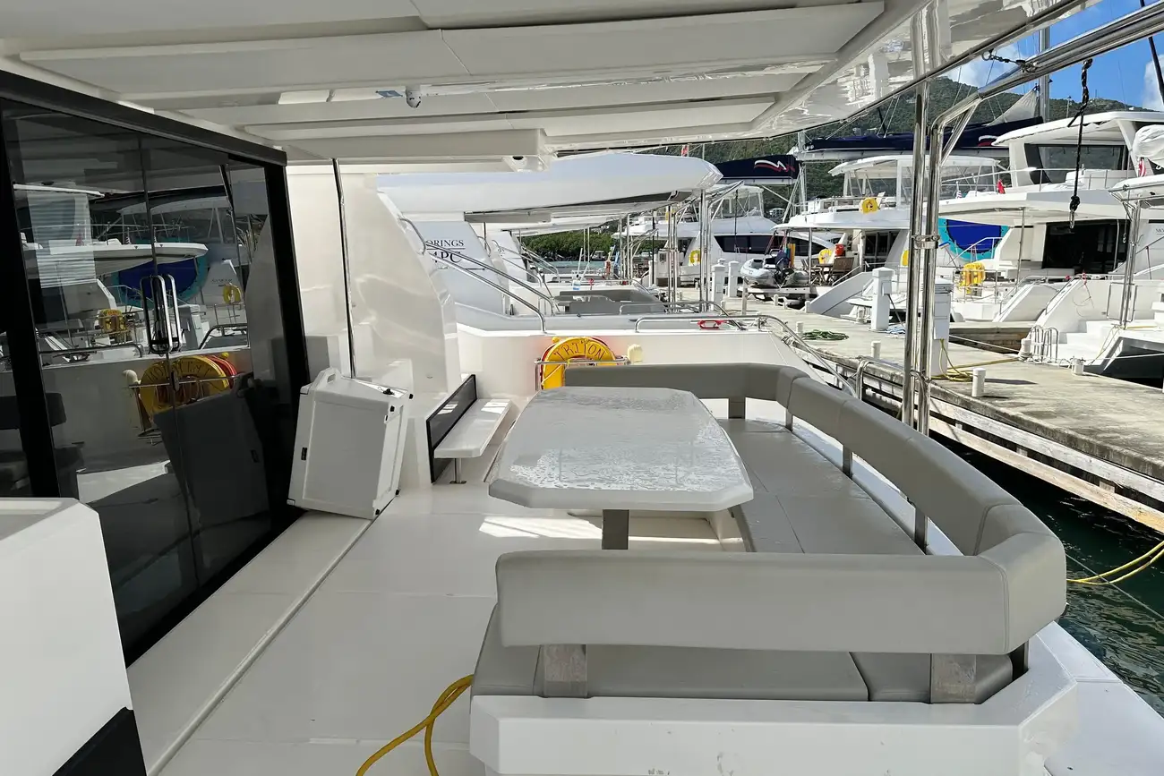 Leopard 46 Powercat usata in vendita