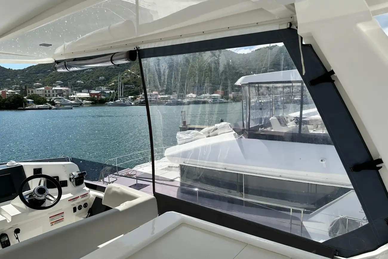 Leopard 46 Powercat usata in vendita