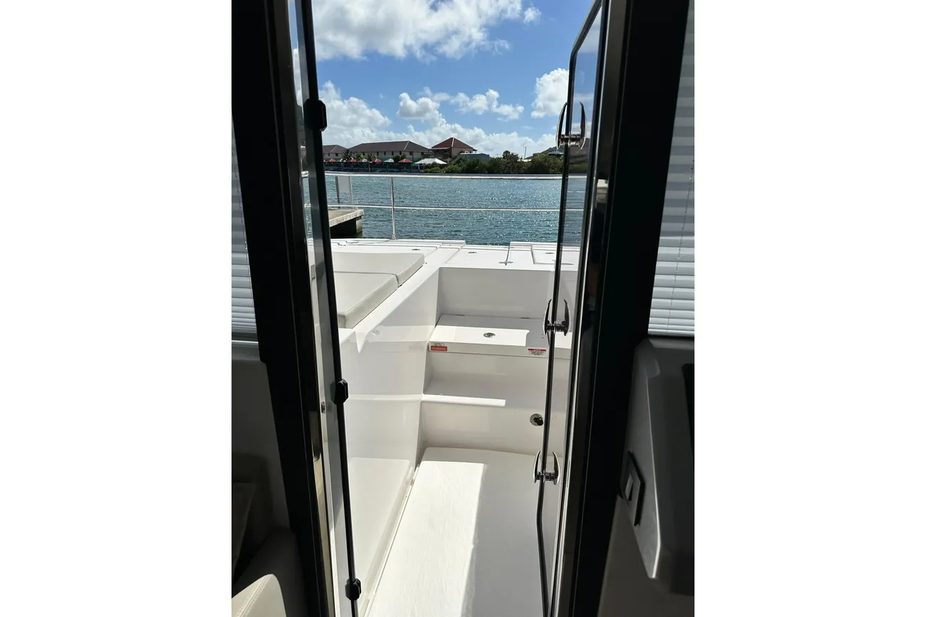 Leopard 46 Powercat usata in vendita