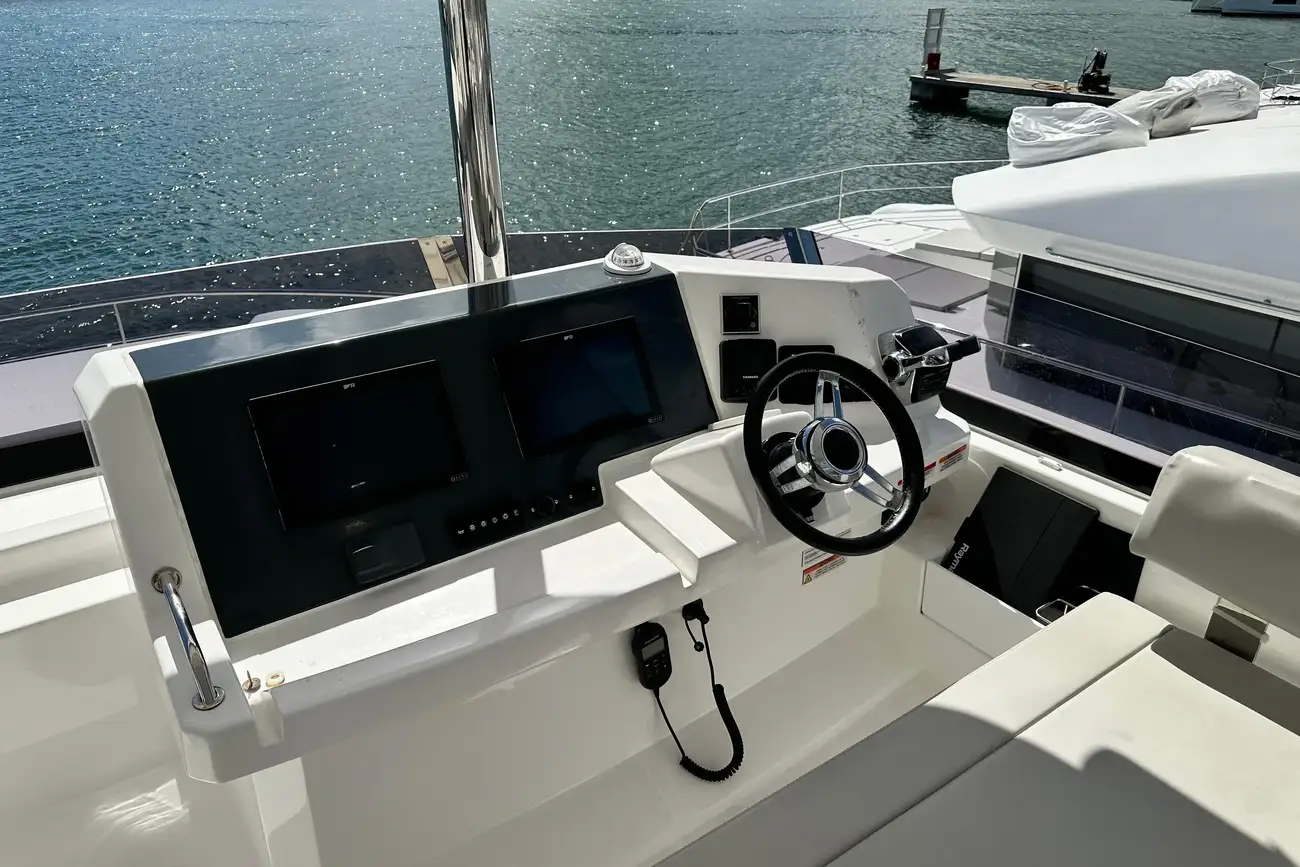 Leopard 46 Powercat usata in vendita