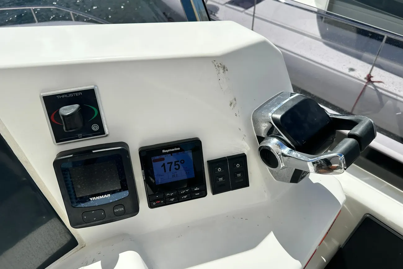 Leopard 46 Powercat usata in vendita
