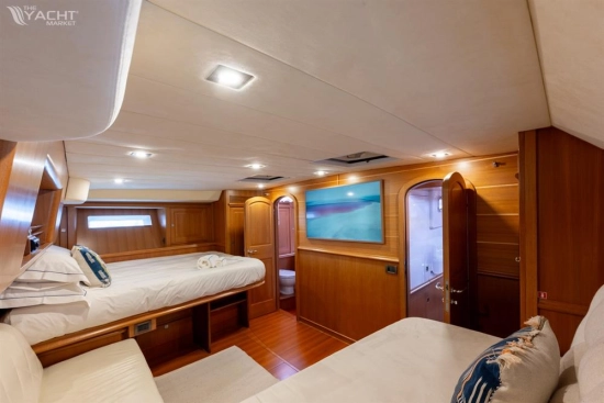 CN Yacht 2000 Felci 71 usata in vendita