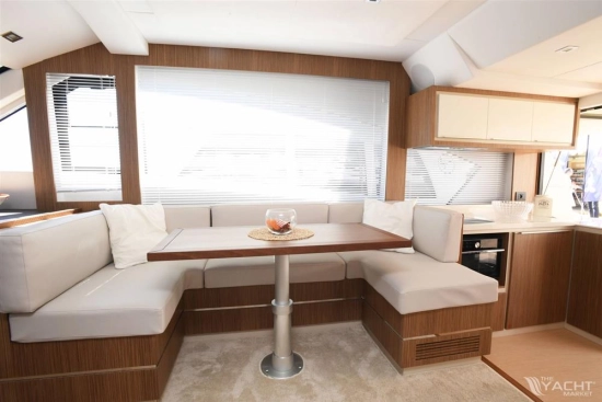 Cayman Yachts F520 de segunda mano en venta