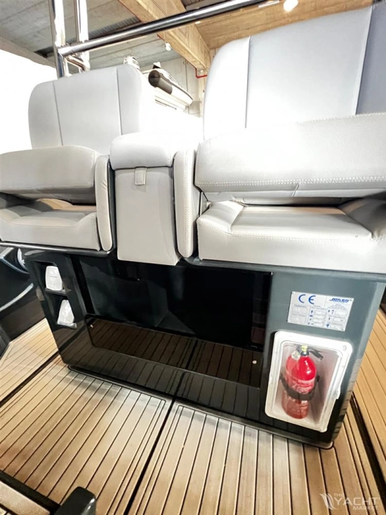 Joker boat Clubman 35 de segunda mano en venta