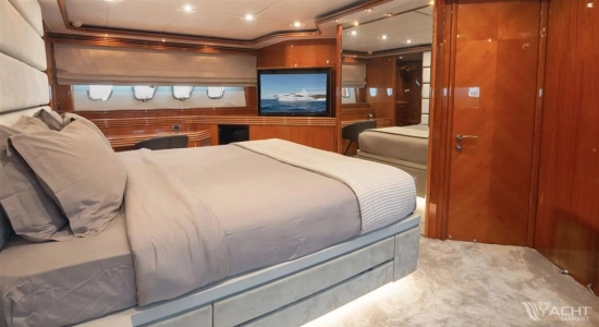 Sunseeker 105 usado à venda