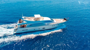 Ferretti 760 usata in vendita