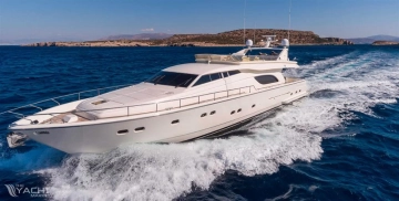 Ferretti 80 usado à venda