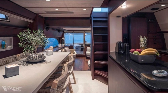 Ferretti 80 usata in vendita