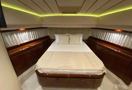 Ferretti 720 usata in vendita