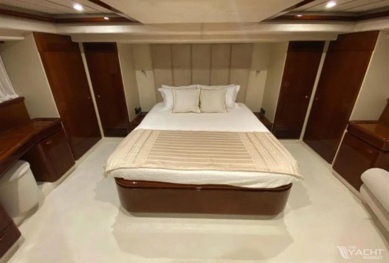 Ferretti 720 usata in vendita