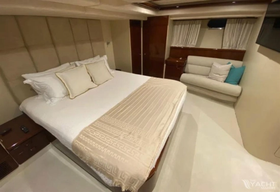 Ferretti 720 usata in vendita