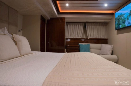 Ferretti 720 usata in vendita