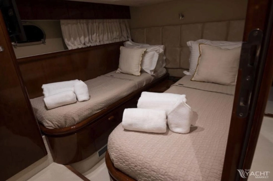 Ferretti 720 usata in vendita