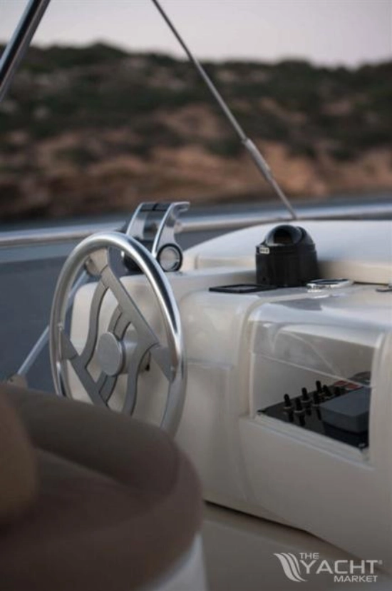 Ferretti 720 usata in vendita